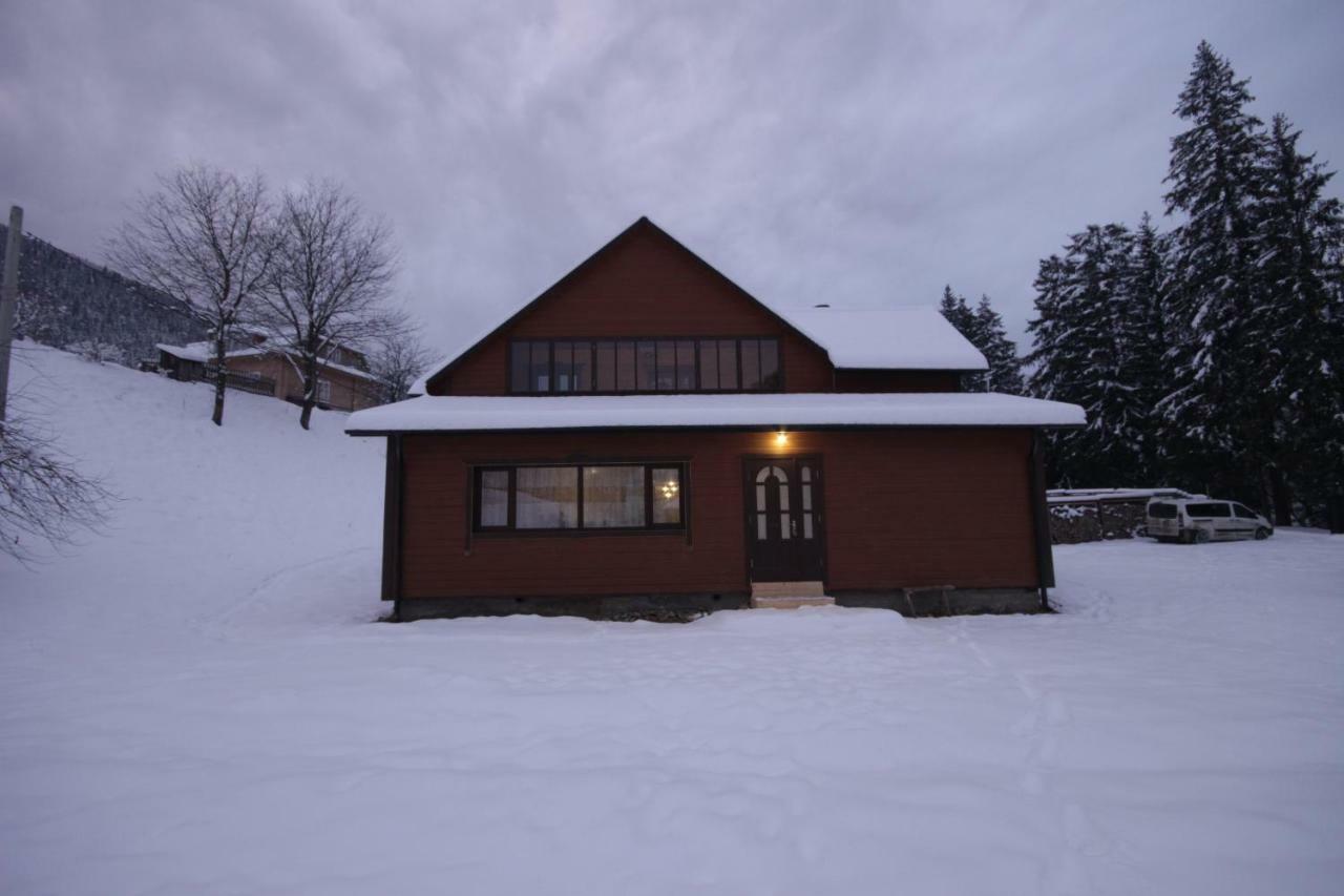 Villa Ozdoba Werchowyna Exterior foto